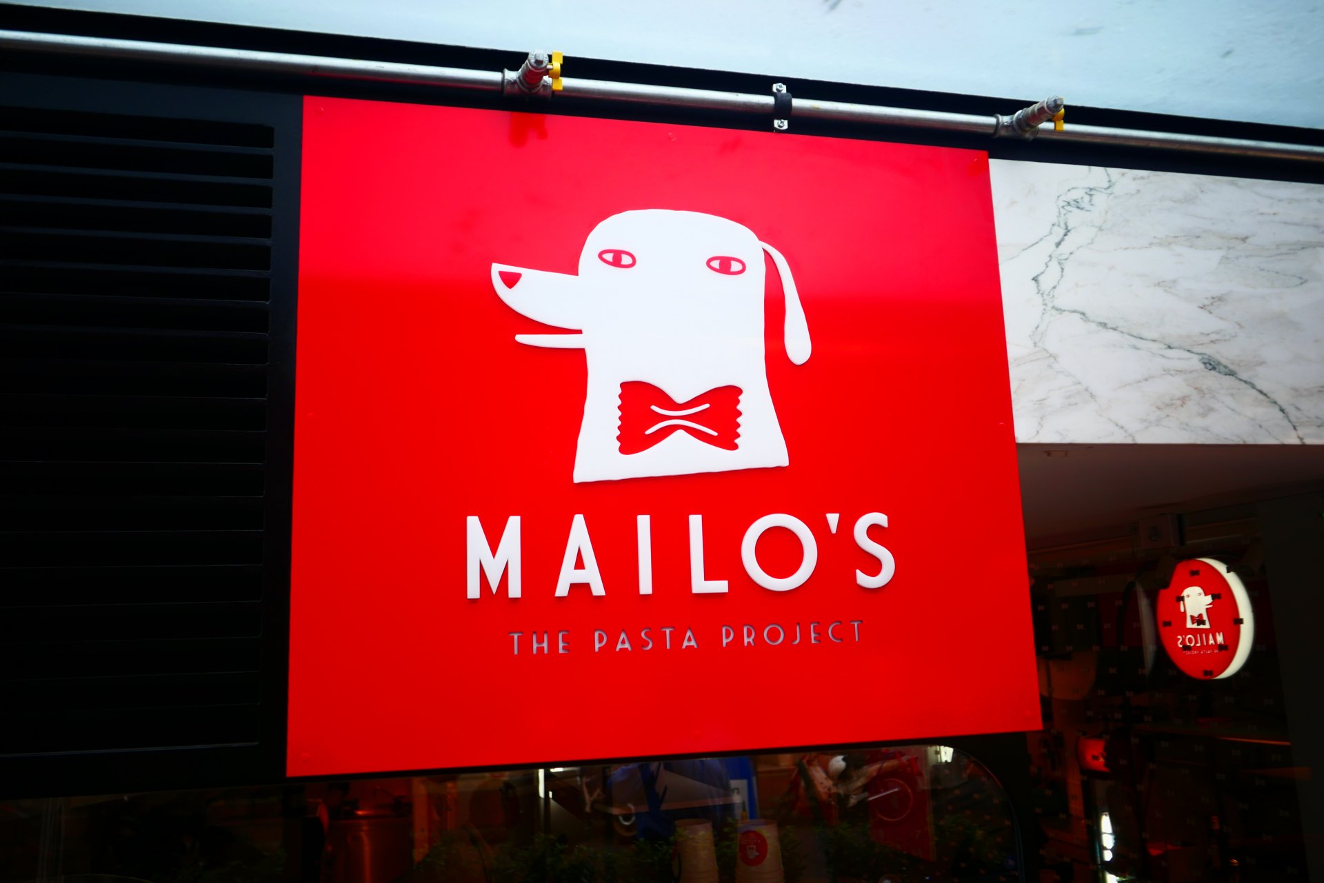 MAILO’S